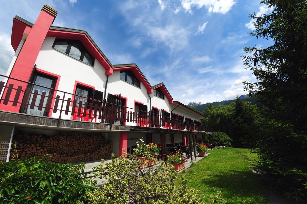 Residence Eden Park Aosta Eksteriør billede