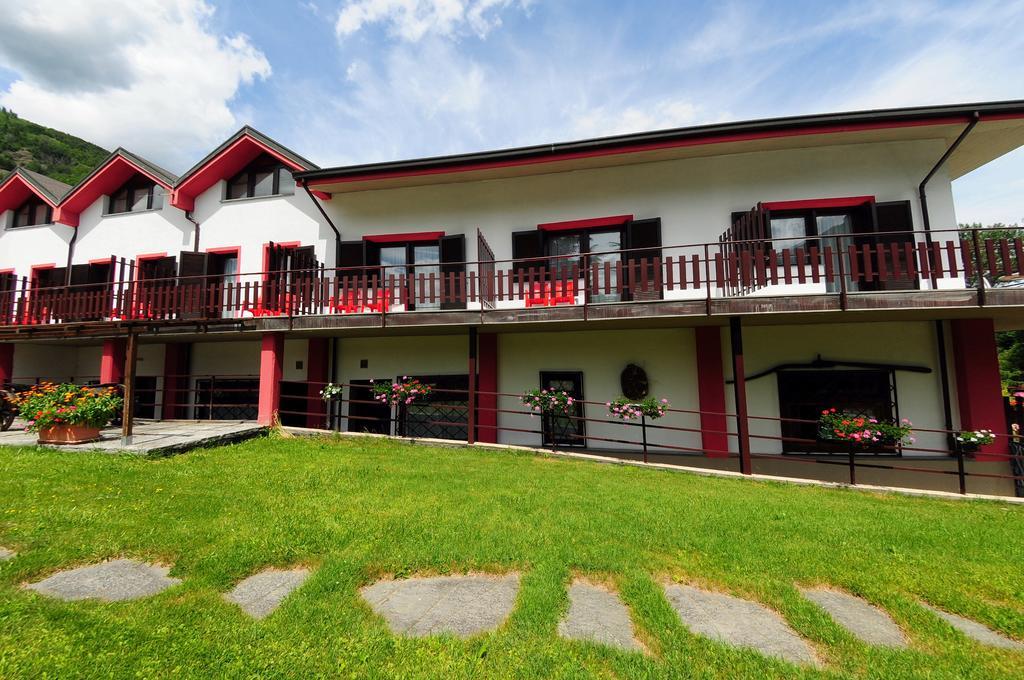 Residence Eden Park Aosta Eksteriør billede